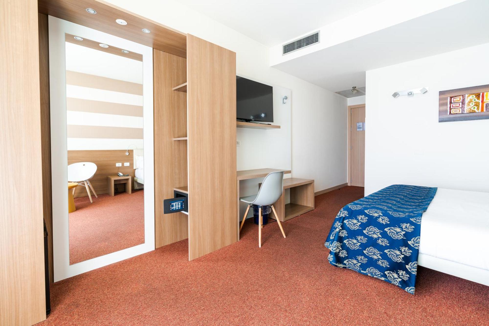 Al Fiore Hotel