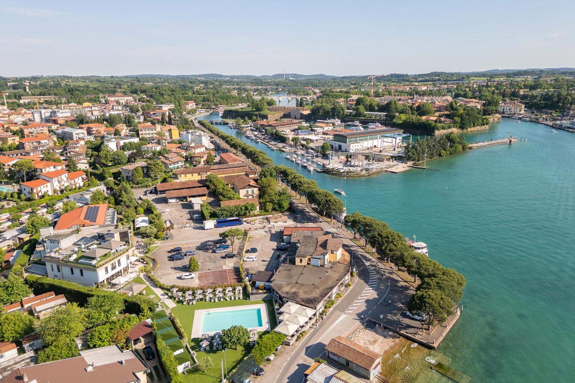 Al Fiore Peschiera del Garda